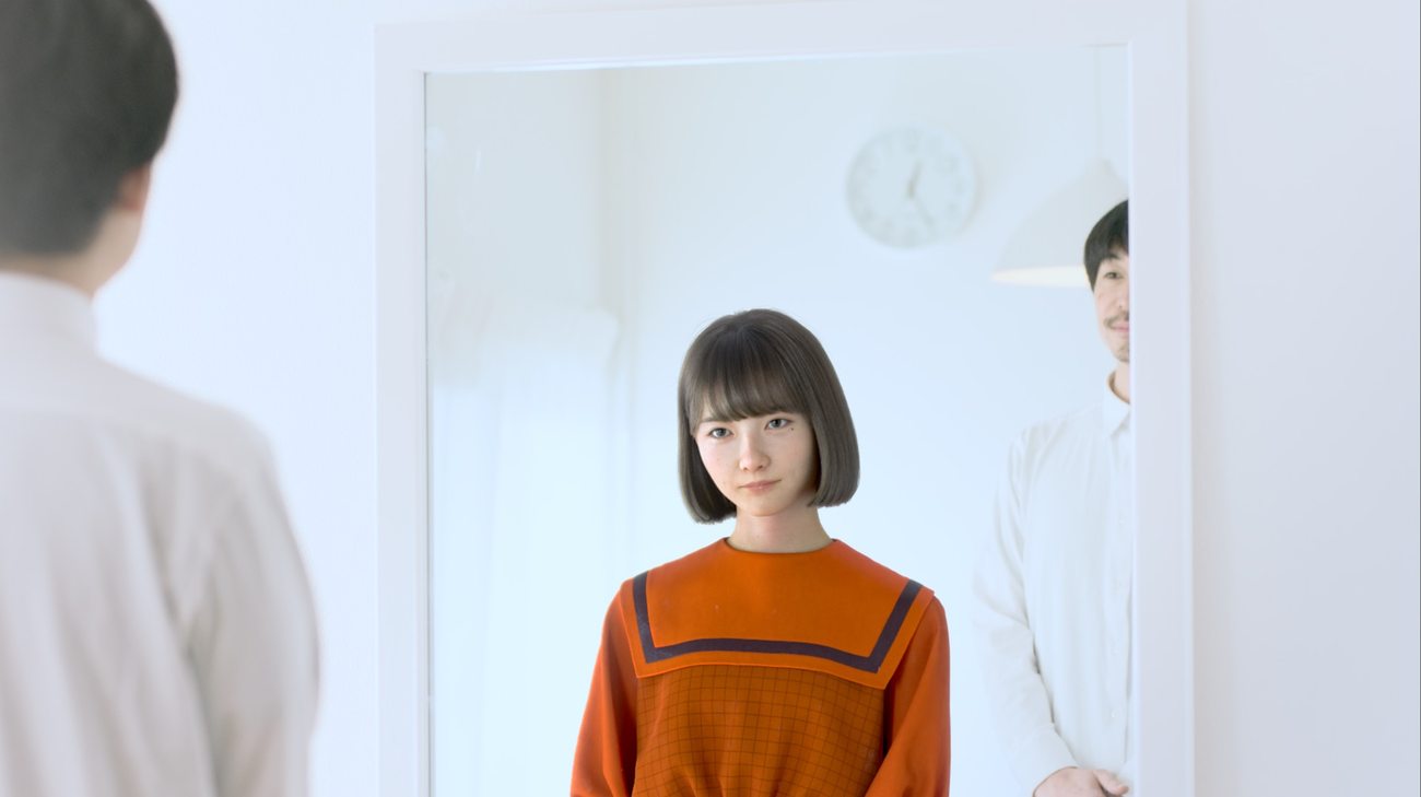 2020年、鏡に映るSaya